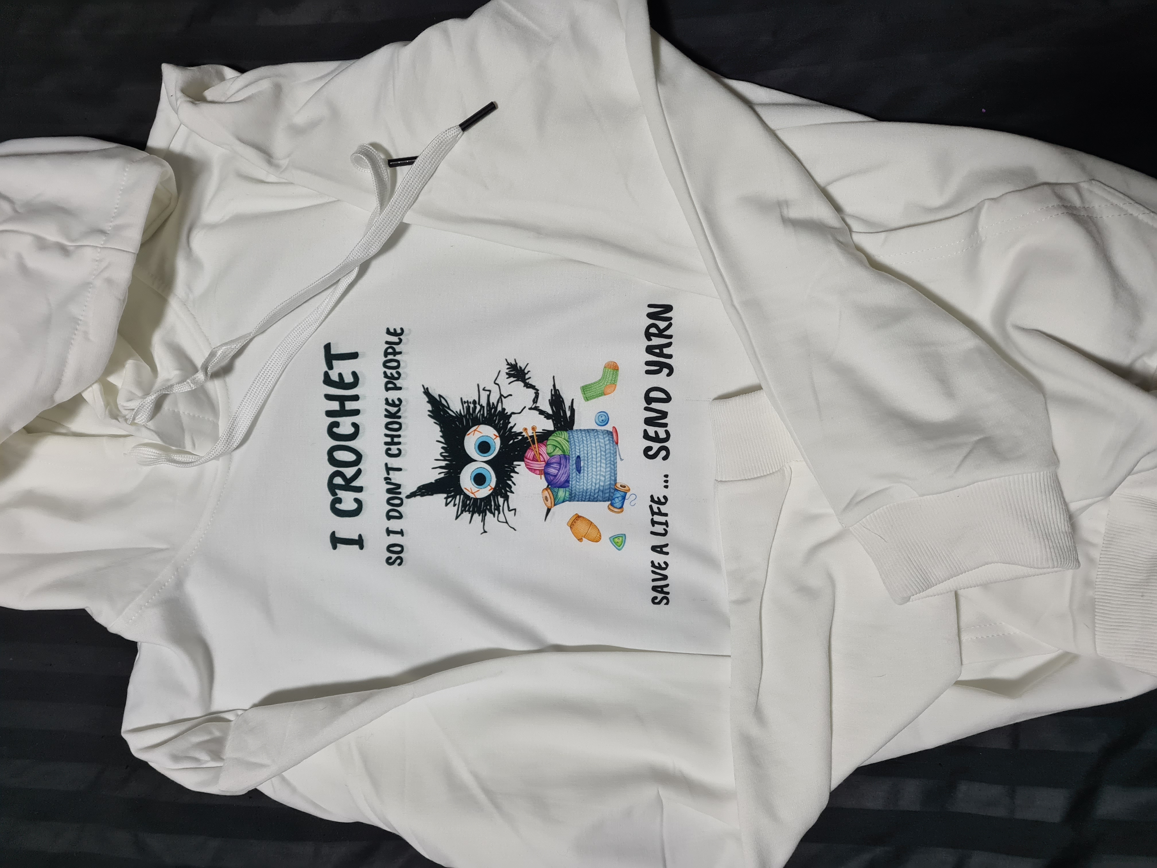 Hoody-White-CrochetSendYarn